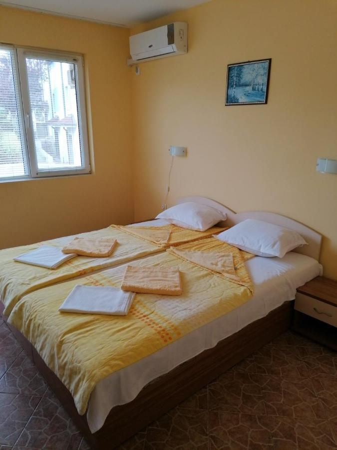 Villa Krisia Apartments Sozopol Exterior foto