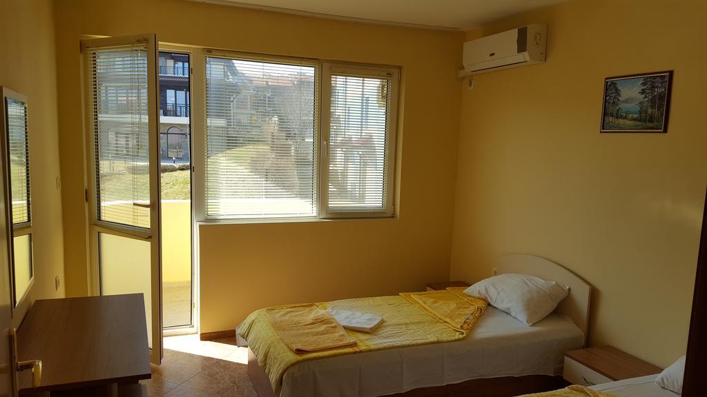 Villa Krisia Apartments Sozopol Exterior foto