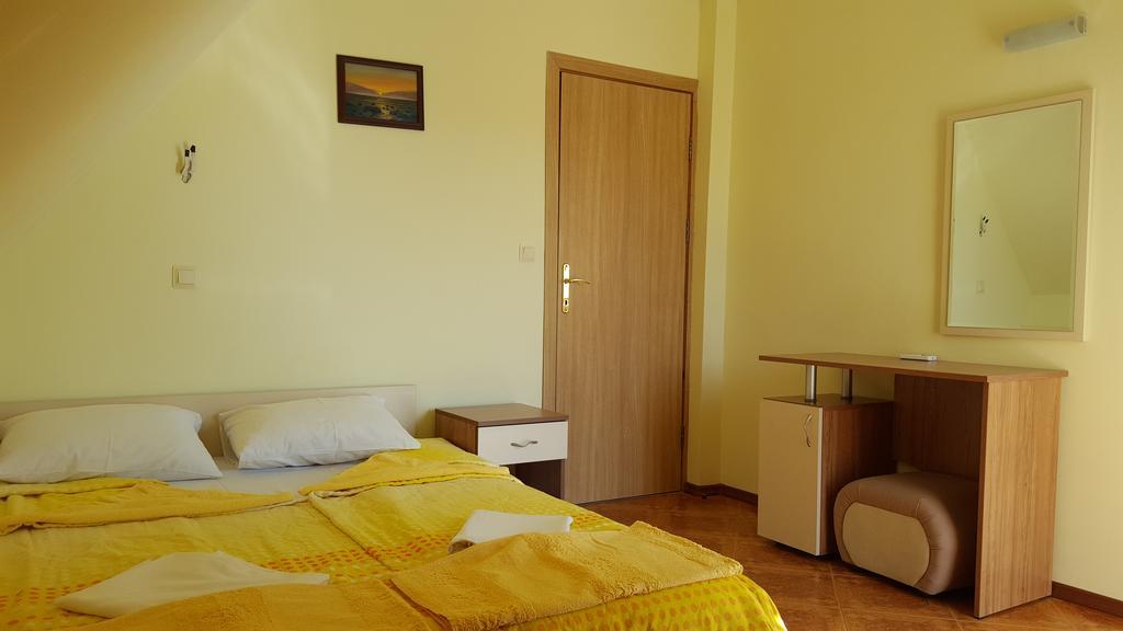 Villa Krisia Apartments Sozopol Exterior foto